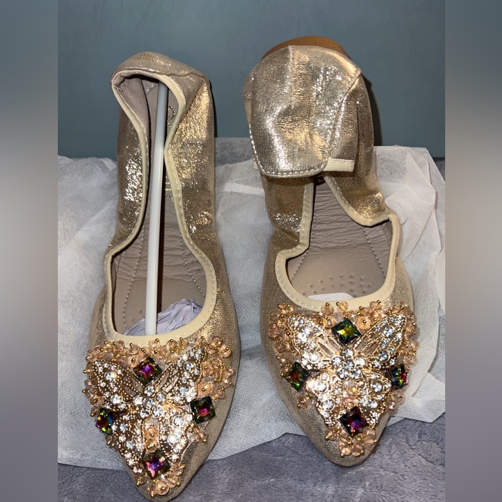 Flats, brand new size 39/8